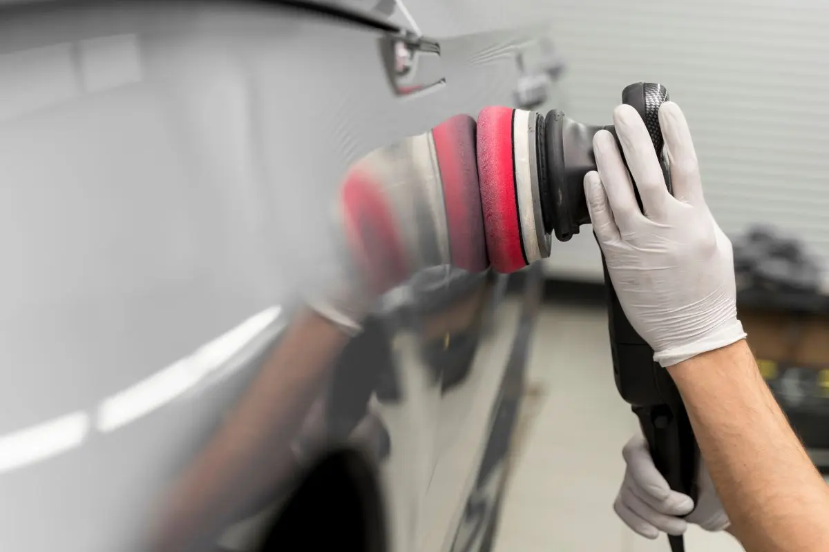 close up car care process 2